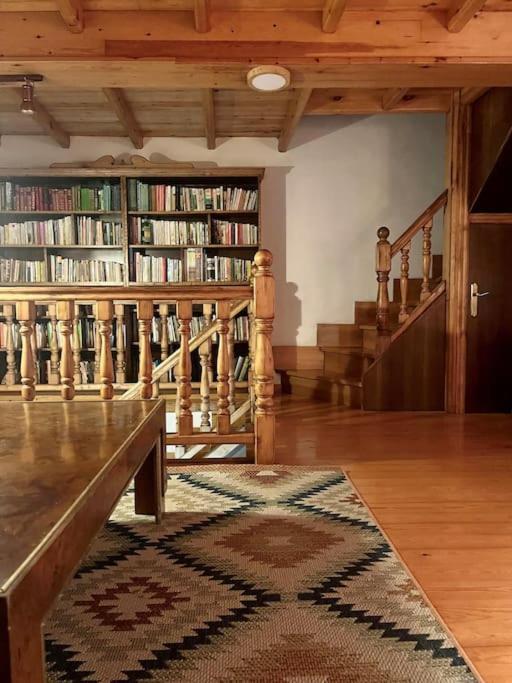 Villadecelis Holiday home