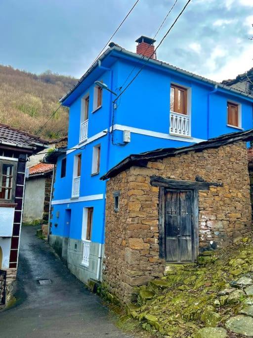 Holiday home Villadecelis *