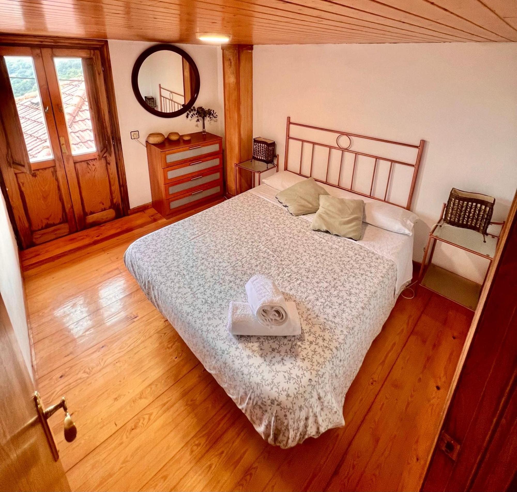 Villadecelis Holiday home